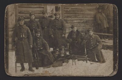 MPW 00452 - Zdjęcie pamiątkowe z wojny polsko-bolszewickiej, oddział żołnierzy Armii Wielkopolskiej, Żarnawka nad Berezyną, 12 grudnia 1919 r.