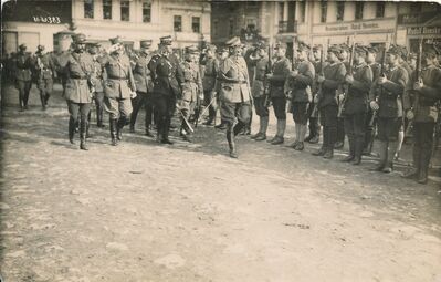 Gen. J. Dowbór-Muśnicki dokonuje przeglądu 7 Pułku Strzelców Wielkopolskich – Chodzież, 1 marca 1920
