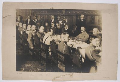 Józef Piłsudski i oficerowie wojska polskiego podczas wizyty w Poznaniu w dniu 26 X 1919 (WBH)