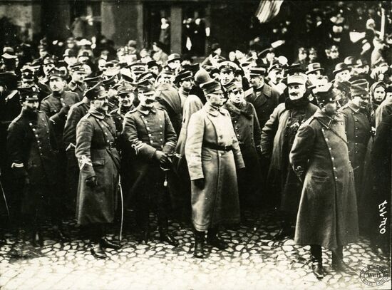 General J. Dowbor -Muśnicki nimmt die Parade nach der Besetzung von Leszno durch die polnische Armee ab. 18 UND 1920 (WBH)